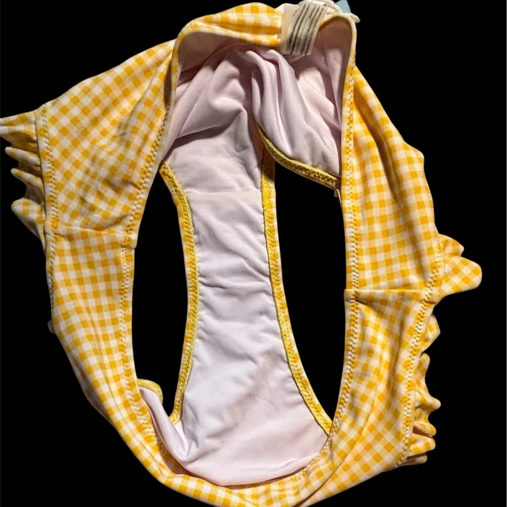 ⛱️Cupshe Yellow White Gingham Plaid Ruffle Bikini Bottom Size 8/10 NWT⛱️
